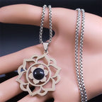Collier avec Joli Pendentif Fleur de Lotus 