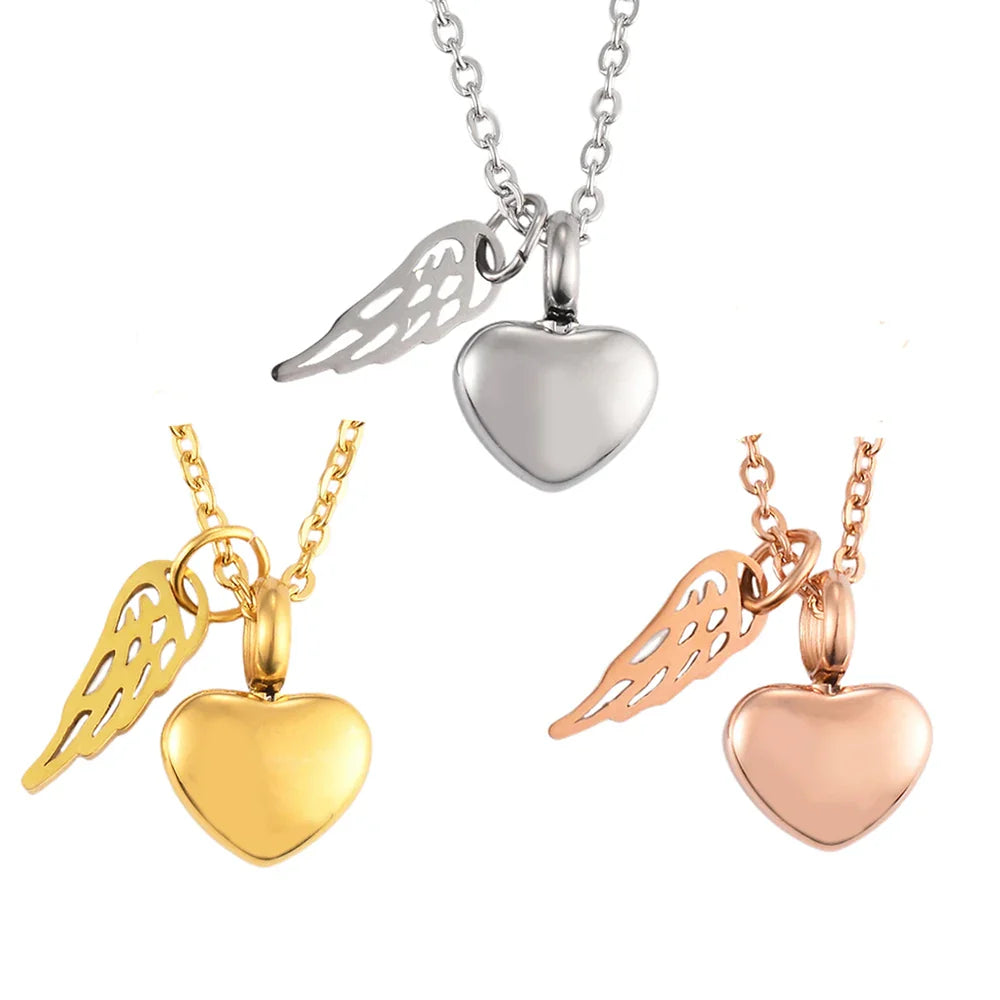 Collier d'urne avec pendentif ailes d'ange et coeur