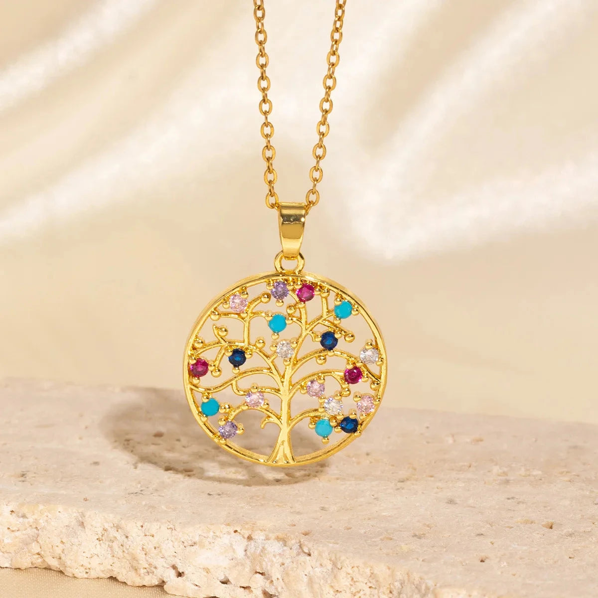 Collier avec Pendentif Arbre de Vie avec Zircon Multicolore