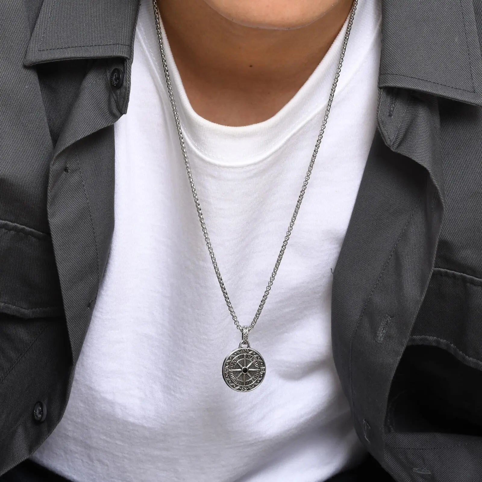 Collier avec Pendentif Boussole Nautique Rose des Vents