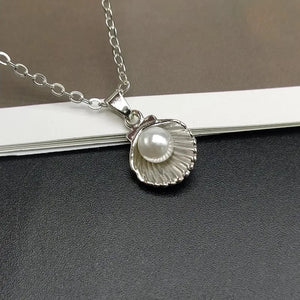 Collier avec Pendentif Coquille Saint-Jacques et Perle argent
