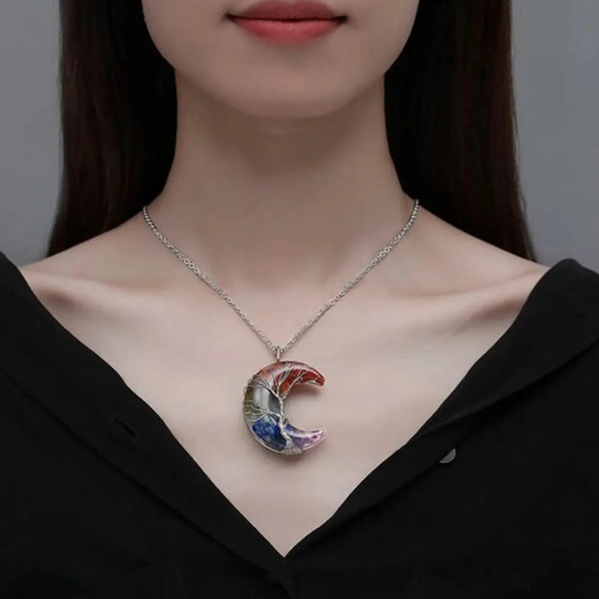 Collier avec Pendentif Croissant de Lune 7 Chakras