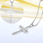 Collier avec pendentif croix et signe infini entrelacés