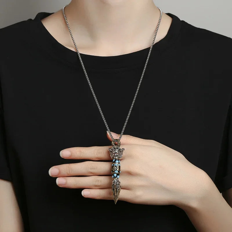 Collier avec pendentif dague phurba rituelle tibétaine de protection anti-stress