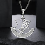 Collier avec pendentif de l'étoile de David et fleur de lis symbolique juive argent