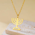 Collier avec pendentif du symbole de l'identité juive Menorah or