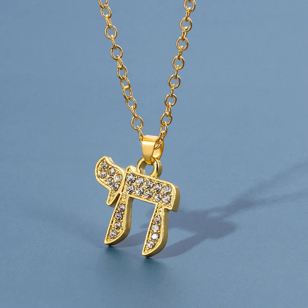 Collana con ciondolo in strass del simbolo di vita ebraica Chai oro