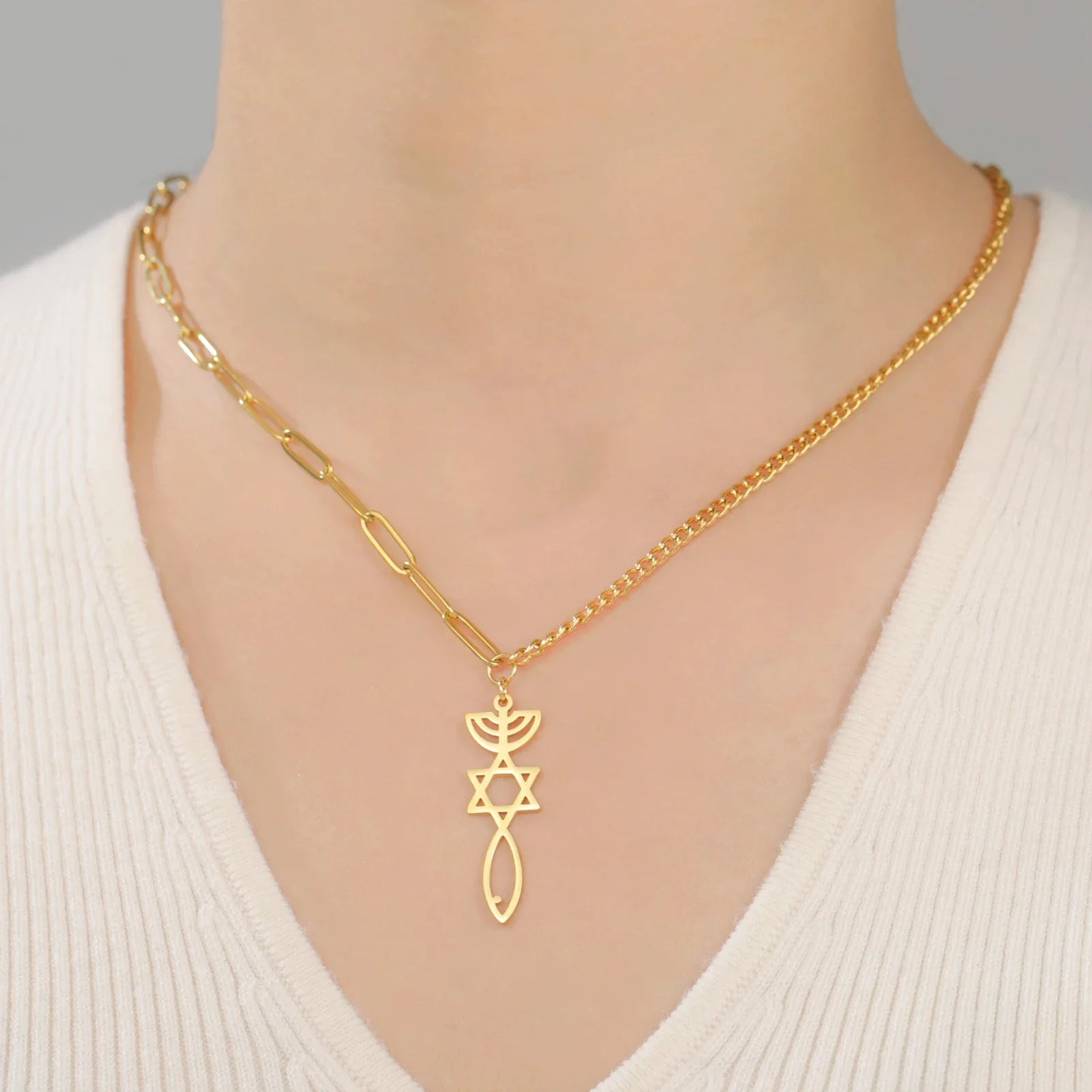 Collana con ciondolo Menorah Messianica e Stella di David oro