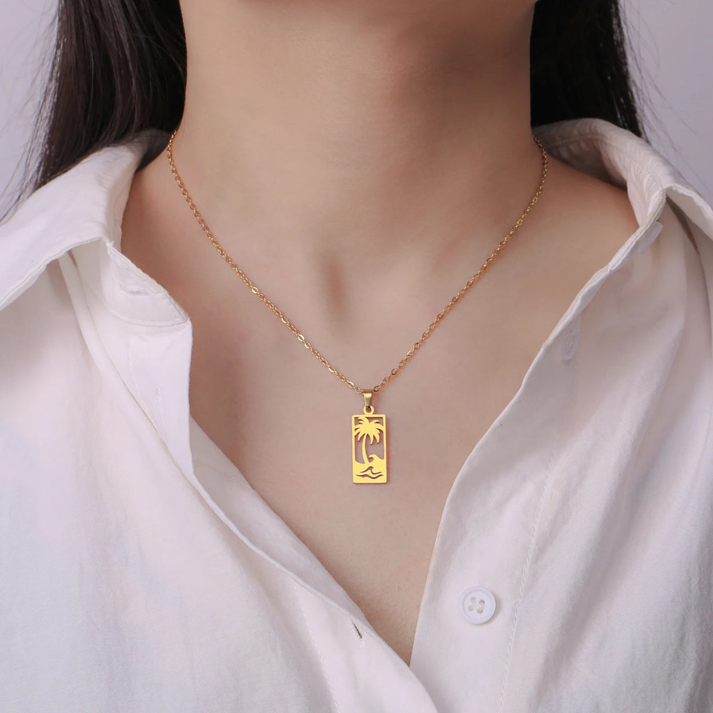 Halskette mit Palmen- und Strandwellen-Anhänger, Gold