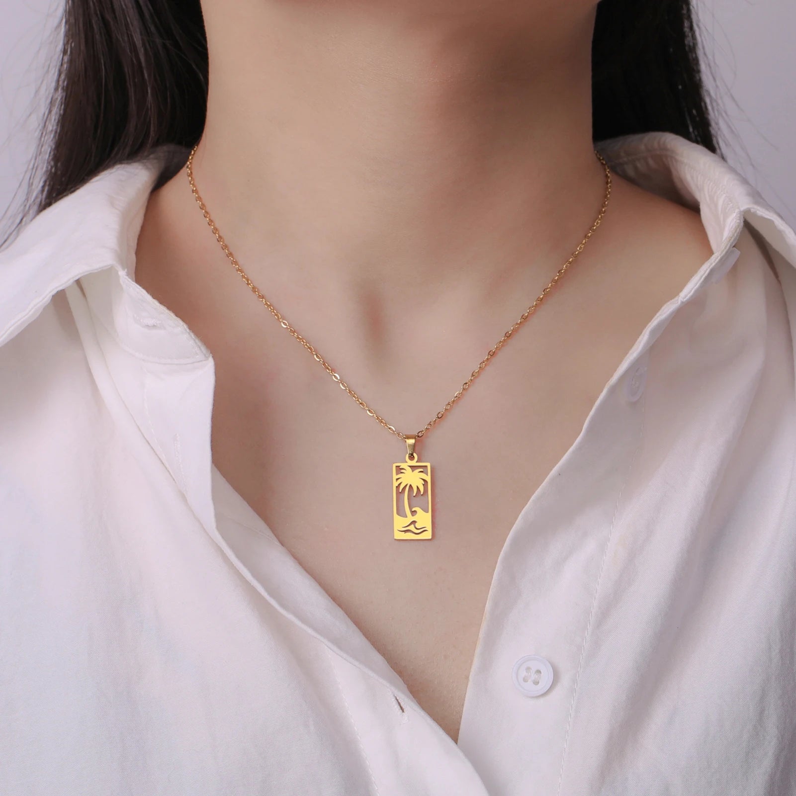 Halskette mit Palmen- und Strandwellen-Anhänger, Gold