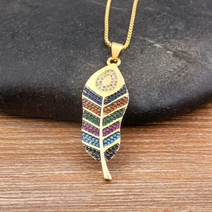 Collier avec Pendentif Plume et Zircon 2