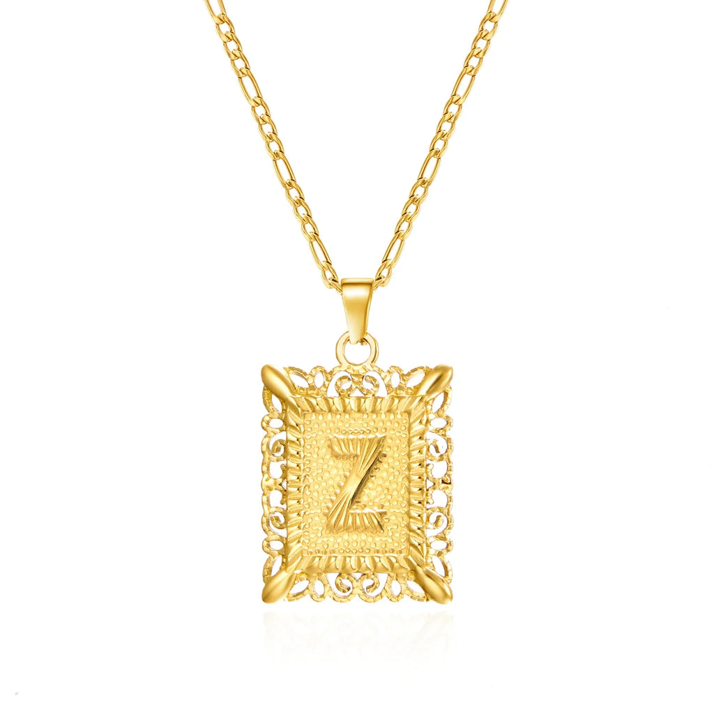 Collier avec pendentif rectangulaire initiale z
