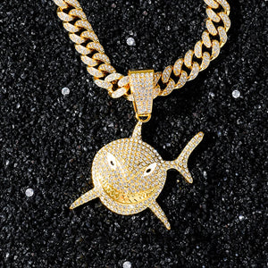 Collier avec Pendentif Requin en Strass or