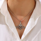 Collier avec Pendentif Tête de Mort en Strass