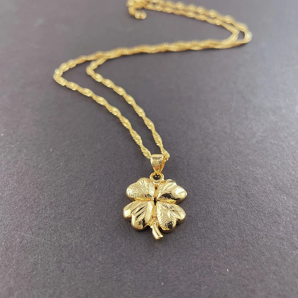 Collier avec Pendentif Trèfle à 4 Feuilles pour Femme