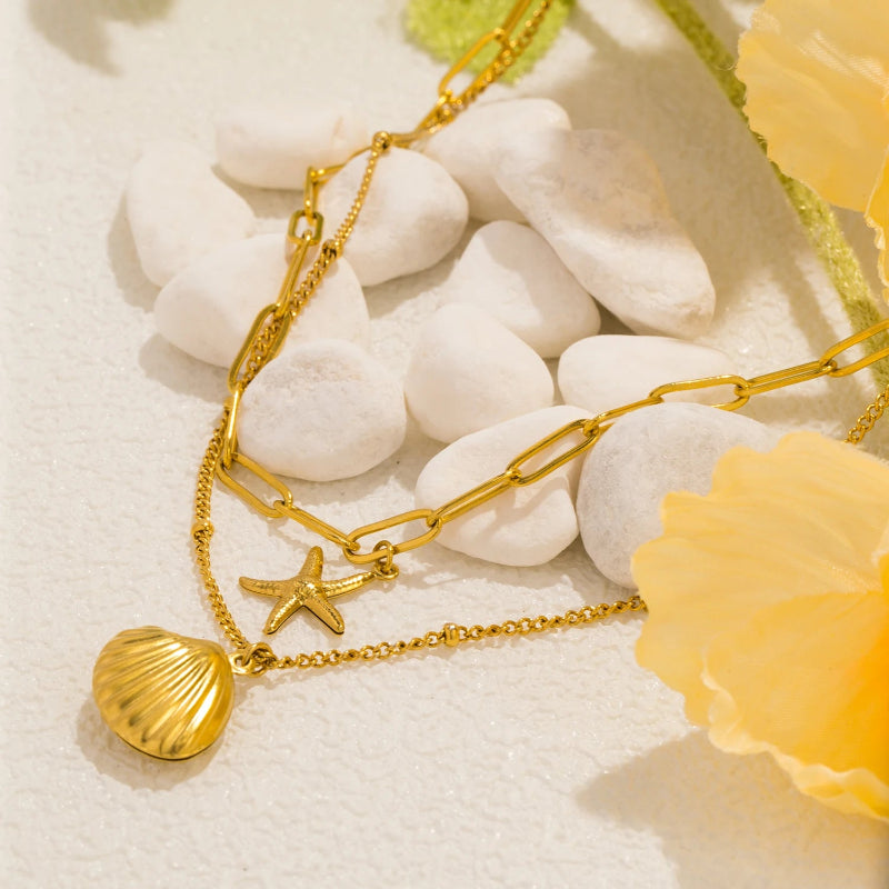 Collier Double Rang Pendentifs Coquillages Coquille Saint-Jacques et Etoile de Mer
