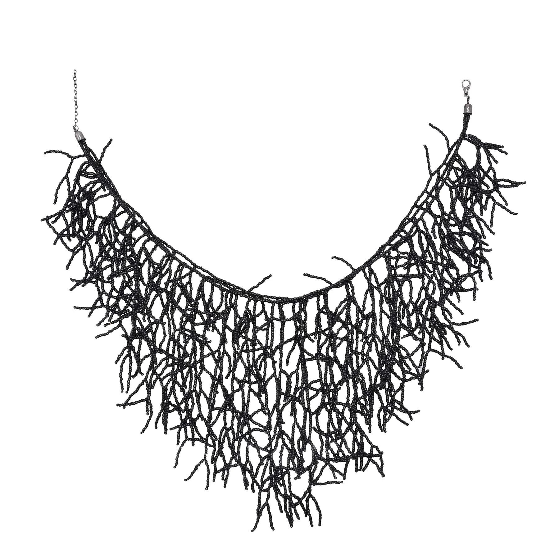 Collier et pendentif plastron corail noir