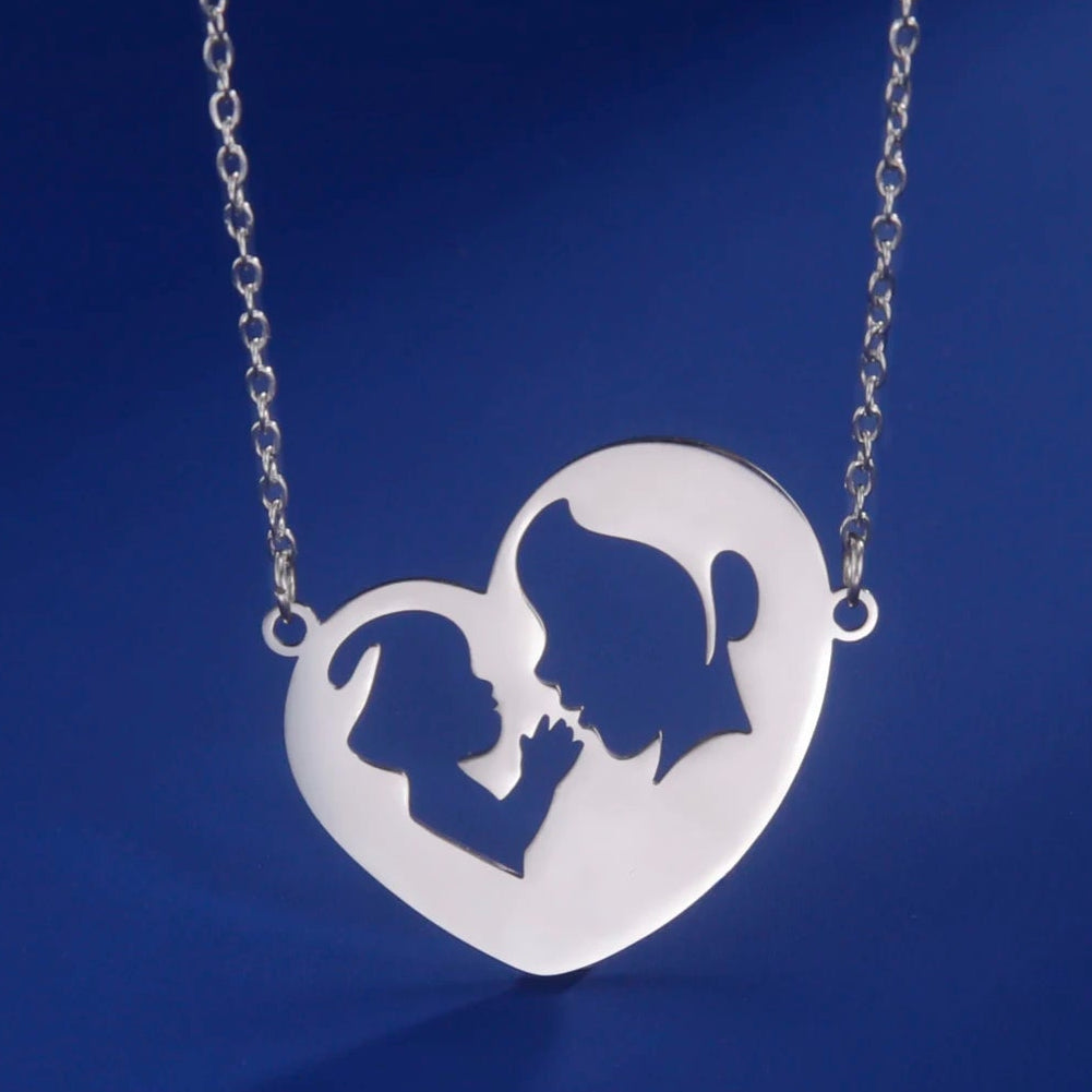 Collana e il suo pendente "mamma e il suo bebè"