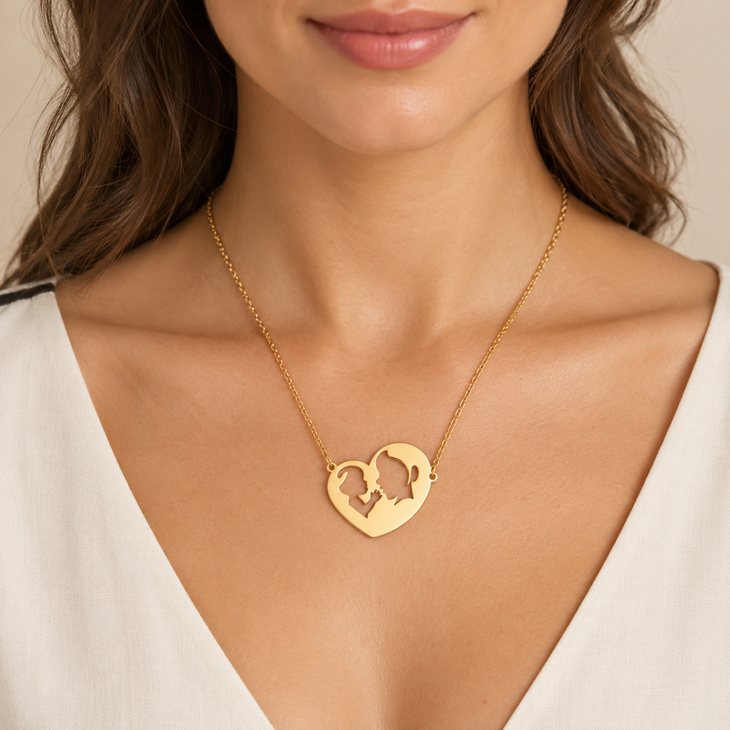 Collana e il suo pendente "mamma e il suo bebè" 