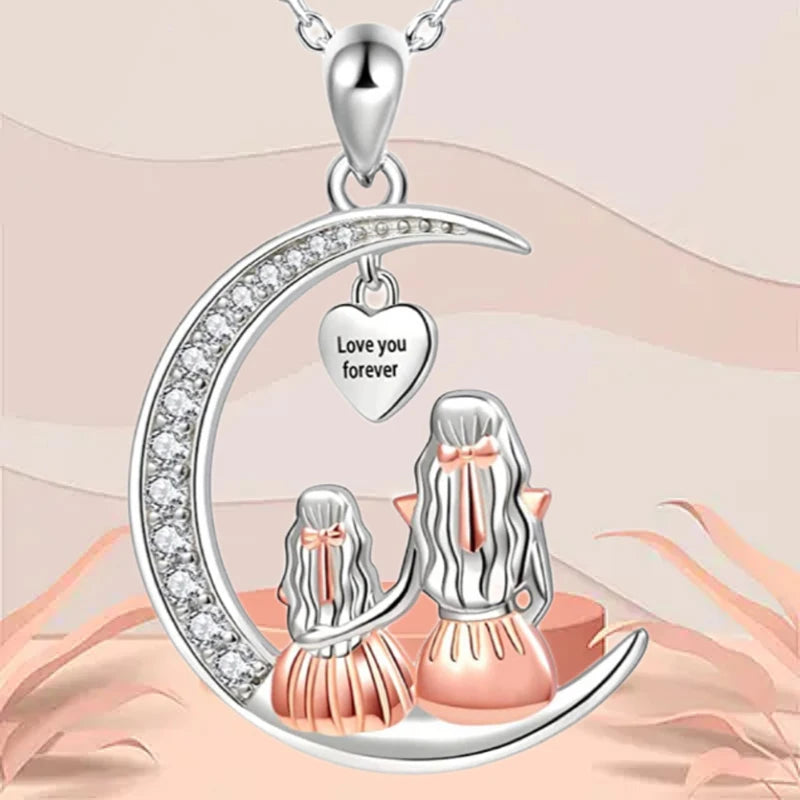 Necklace and its "mother and daughter" pendant