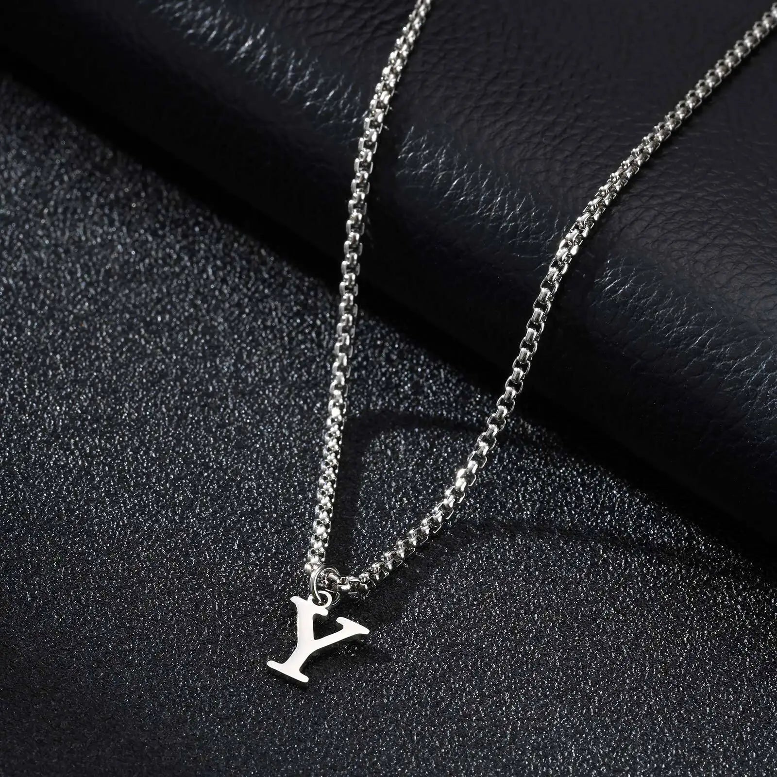 Collier homme avec pendentif initiale y