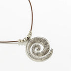 Collier Pendentif Coquillage Spirale