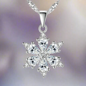 Collier Pendentif Flocon de Neige Hiver Femme Argent