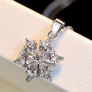 Collier Pendentif Flocon de Neige Hiver Femme Argent