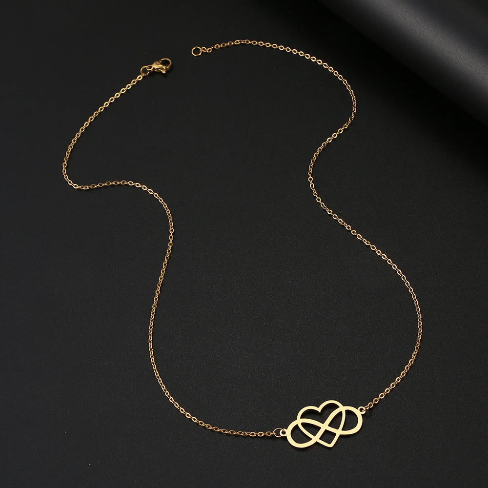 Collier Pendentif Infini et Coeur Femme or