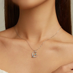 Collier Pendentif Lune en Zircon et Chat