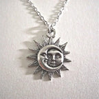 Collier Pendentif Soleil et Lune Homme ou Femme