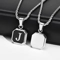 Colar para homem com pendente hexagonal inicial