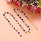 Collier ras de cou orné de multiples pendentifs oeil bleu bleu foncé