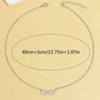 Collier ras de cou avec pendentif infini scintillant
