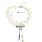 Collier ras de cou avec pendentif noeud papillon en strass