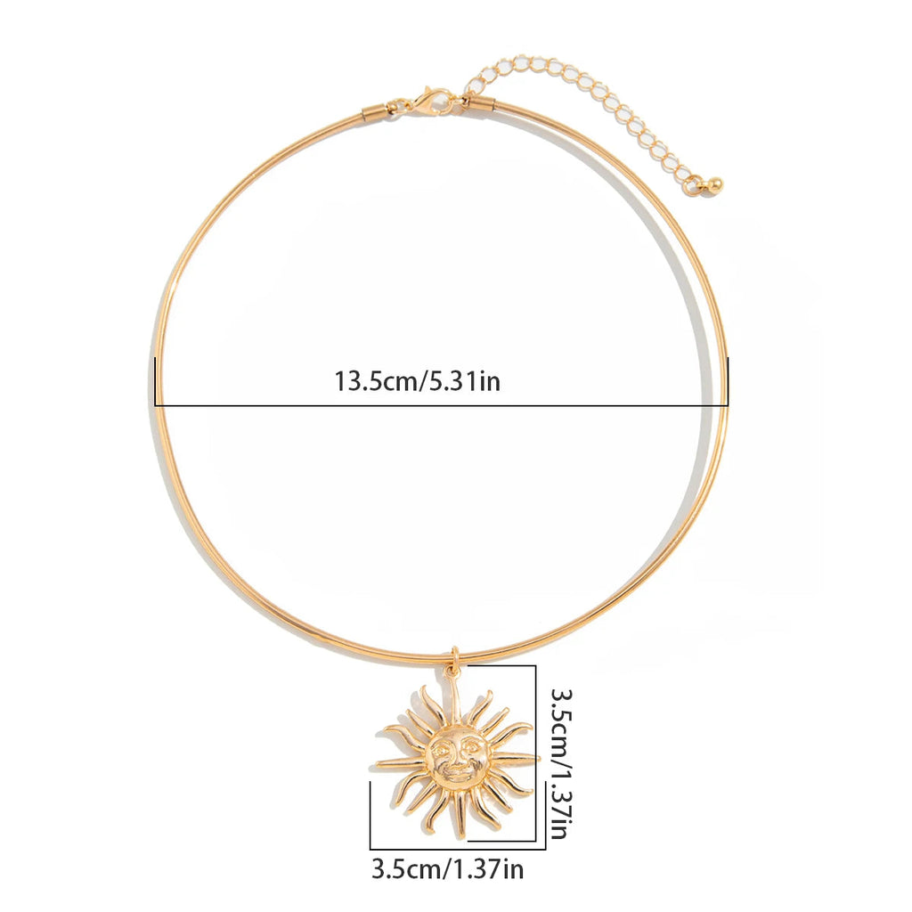 Collier Ras de Cou avec Pendentif Soleil