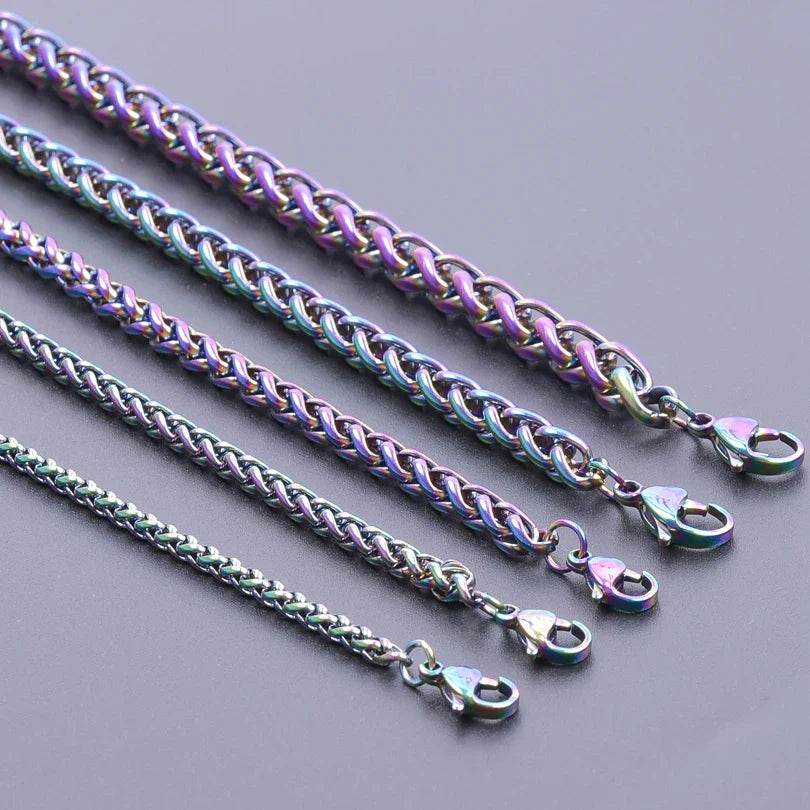 Collier Torsadé avec pendentif arc-en-ciel