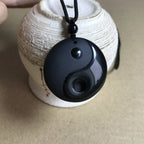 Collier Tressé avec Pendentif en Pierre Obsidienne Noire Yin Yang