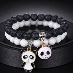 Duo aus weißen und schwarzen Panda-Armbändern