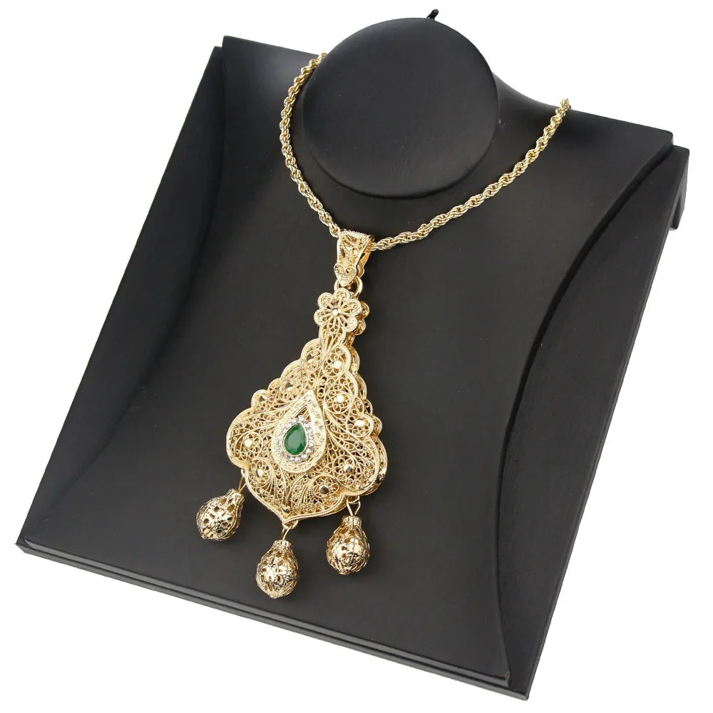 Lange ketting met traditionele hanger voor Arabische bruiloft groen