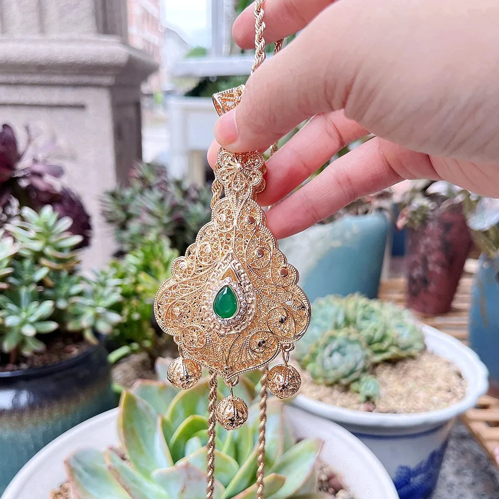 Lange ketting met traditionele hanger voor Arabische bruiloft groen
