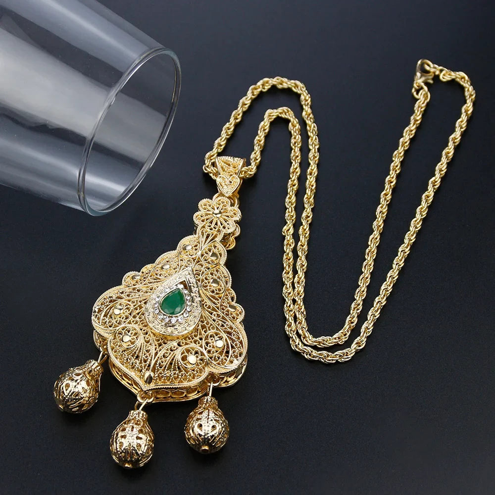 Lange ketting met traditionele hanger voor Arabische bruiloft groen