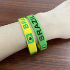 Set aus 2 brasilianischen Silikonarmbändern