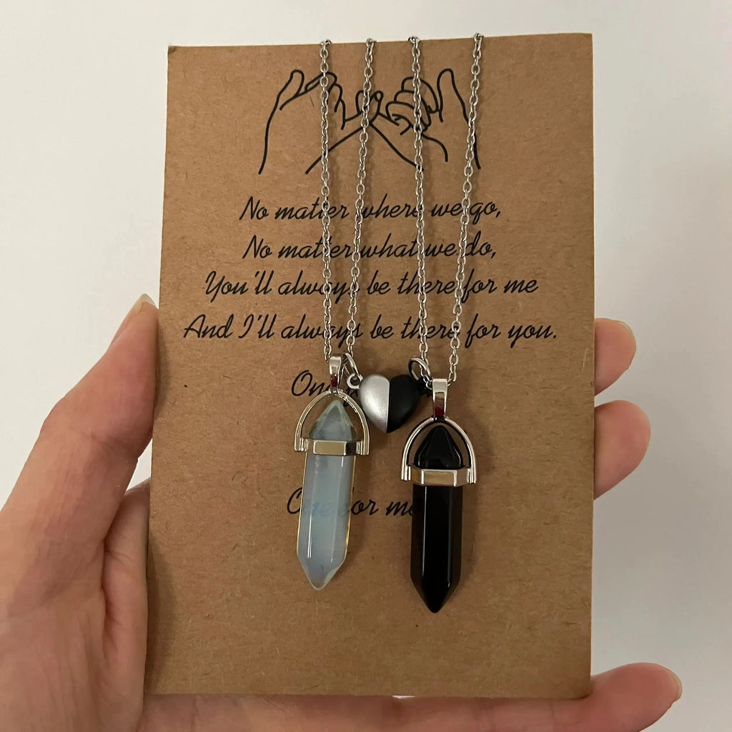 Lot de 2 Colliers avec Pendentif en Pierre pour Couple blanc et noir 1