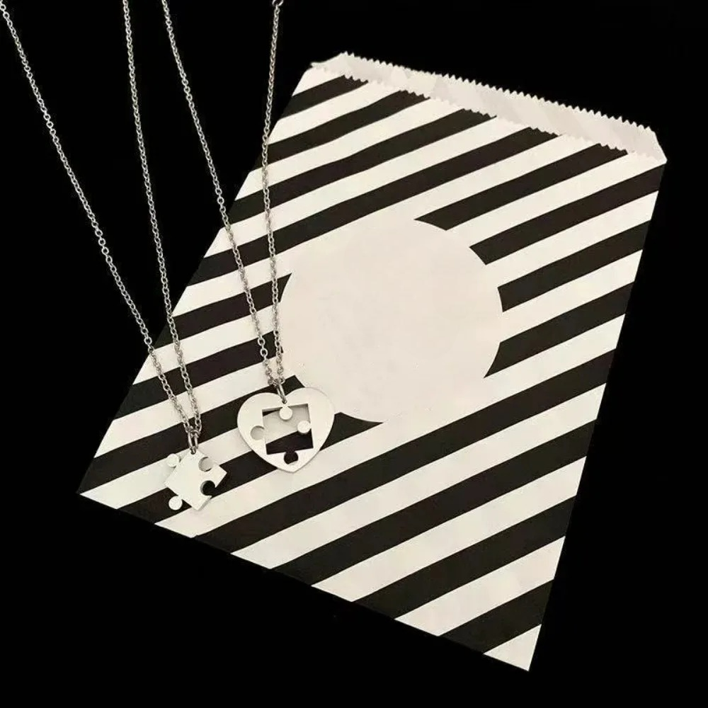 Lot de 2 Colliers avec Pendentif Puzzle pour Couple