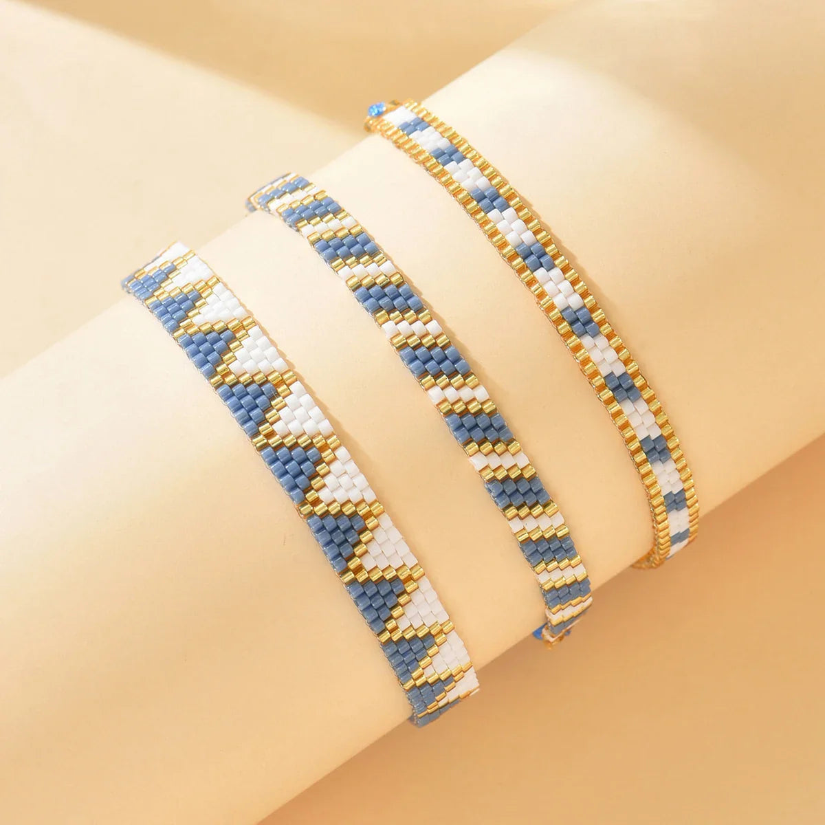 Set aus 3 feinen brasilianischen Armbändern mit traditioneller Flechttechnik