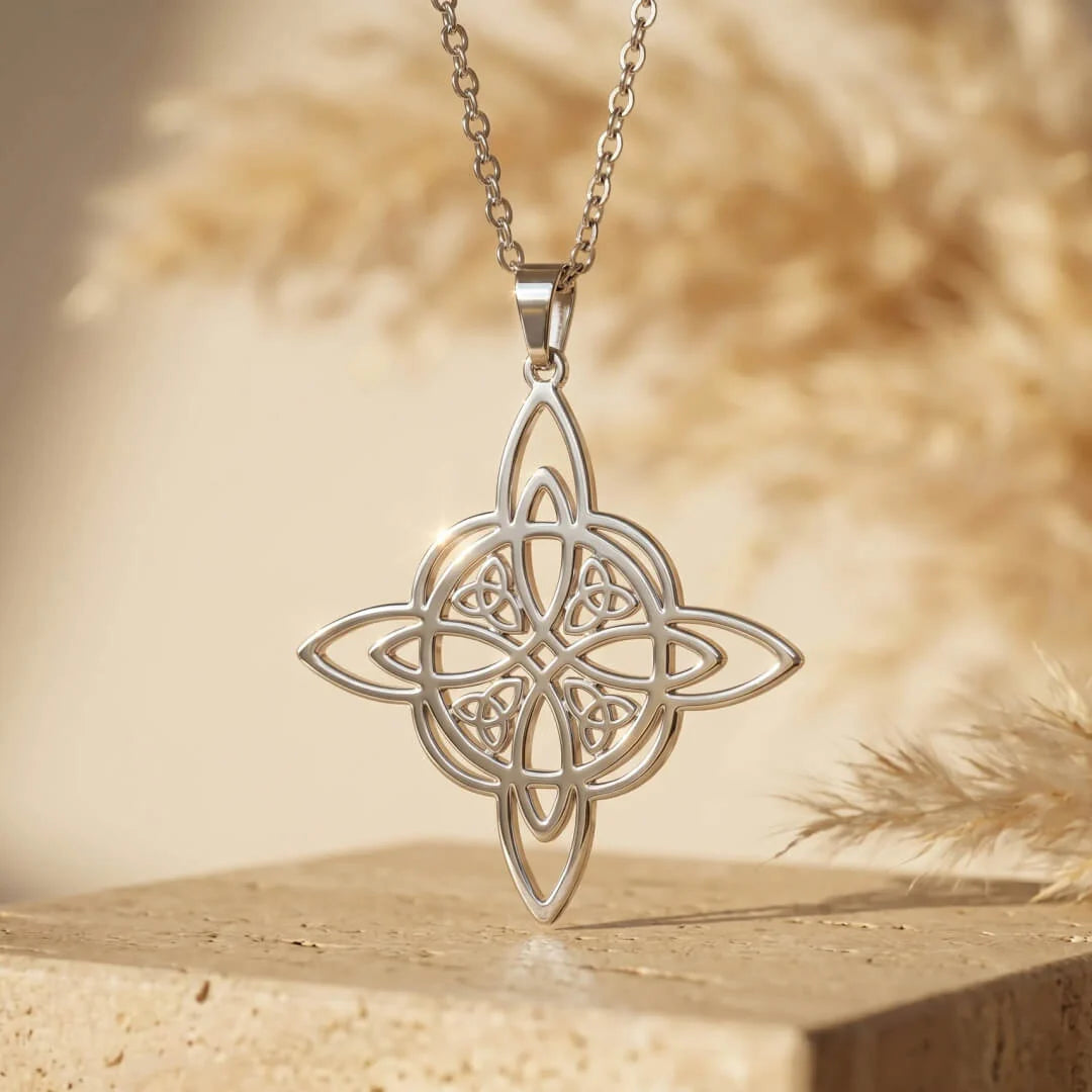Pendentif et collier "protection éternelle" nœud de sorcière