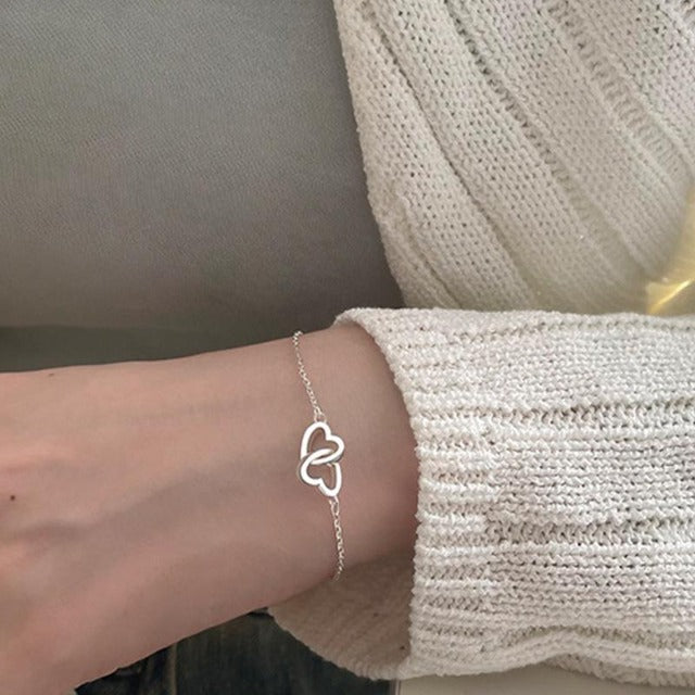 Pulsera Doble Corazón Amuleto de la Suerte 