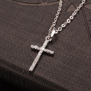 Collier avec Croix argent