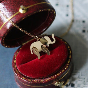 Collier Pendentif Elephant or